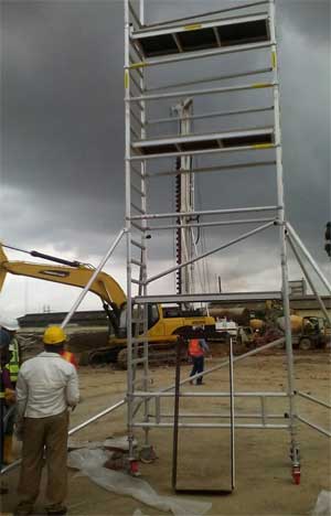 Aluminium scaffold tower